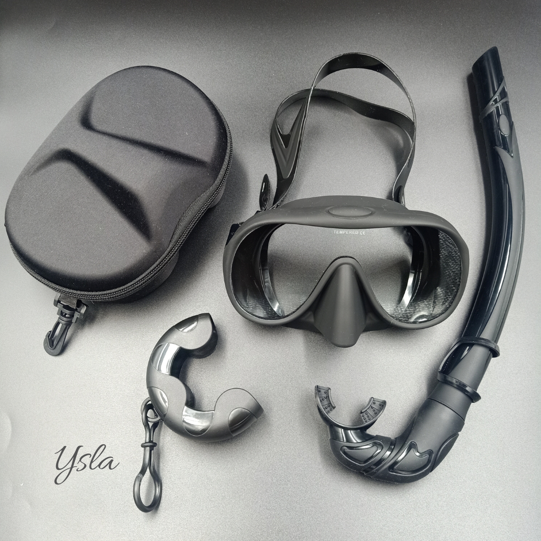 Frameless Tempered Glass Freediving Mask for Inventory Purposes